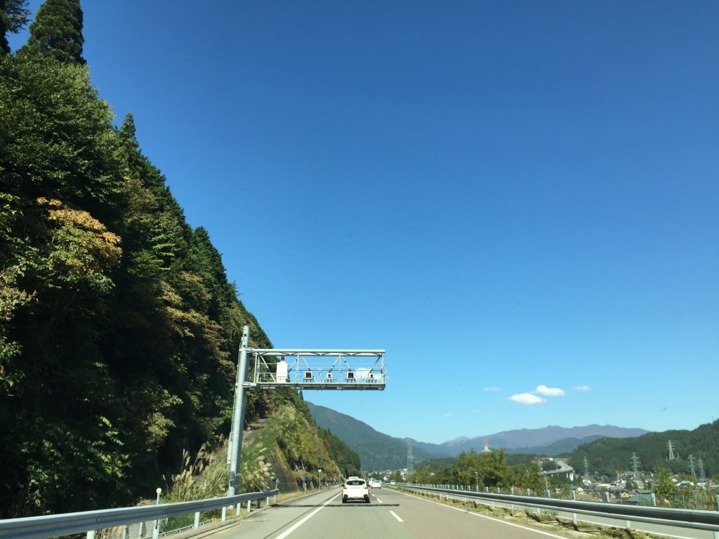 オービス・Hシステム・Nシステムの違いは？生活道路でもレーダーで速度測定へ